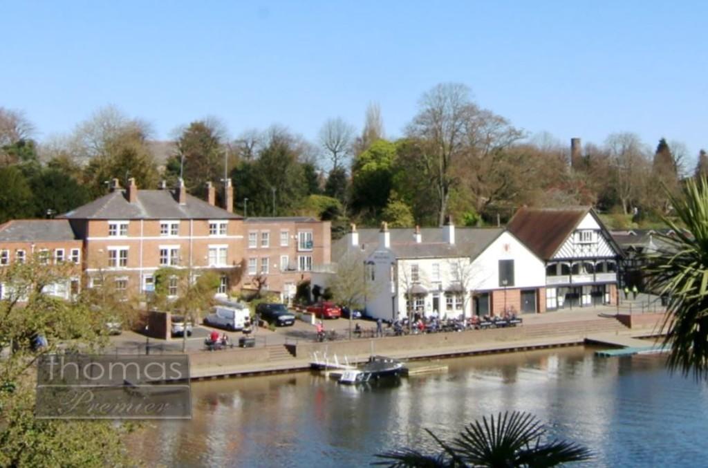 The Groves, Chester, CH1 3 bed townhouse £610,000