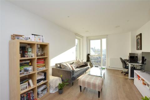 11, Broadside House Creekside, London, SE8 3DZ