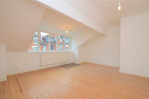 18 Roundhay View, Leeds, LS8 4DX