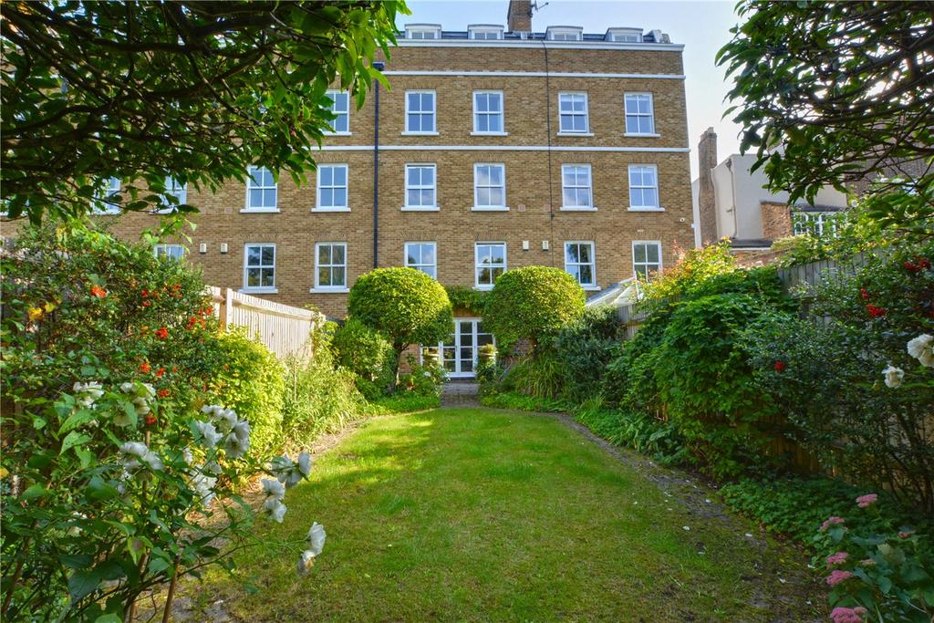 Eliot Place, Blackheath, London, SE3 5 bed terraced house £1,975,000