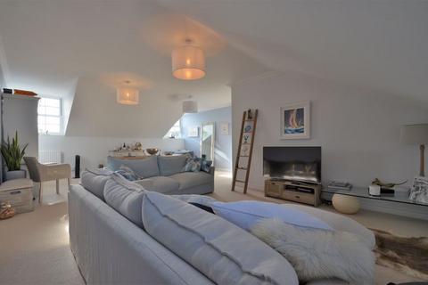 2 bedroom apartment to rent, CHRISTCHURCH