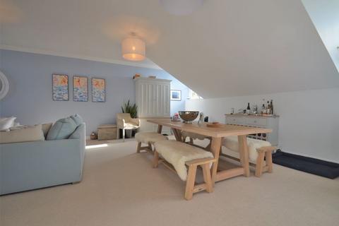 2 bedroom apartment to rent, CHRISTCHURCH