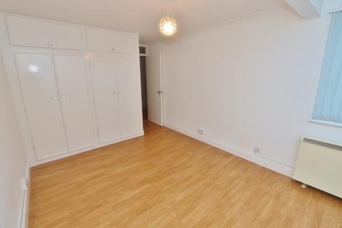 26 Winston Close, Romford, RM7 8LL