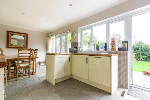 24 Hartland Road, Epping, CM16 4PE