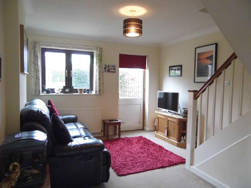 Chichester Drive, Tangmere 1 bed terraced house £895 pcm (£207 pw)