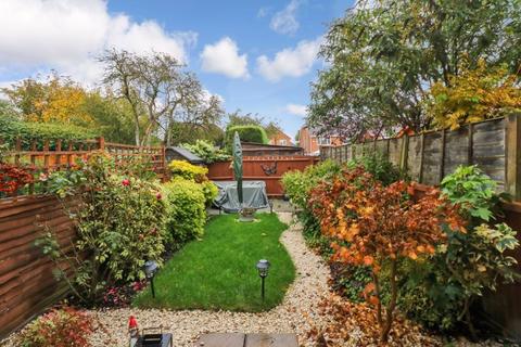 40 The Drive, Slough, SL3 7DB