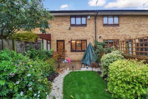 40 The Drive, Slough, SL3 7DB