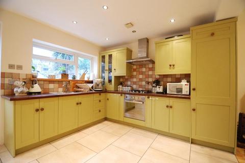 109 Templeman Road, London, W7 1AS