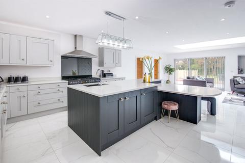 12 Cremorne Road, Sutton Coldfield, B75 5AH