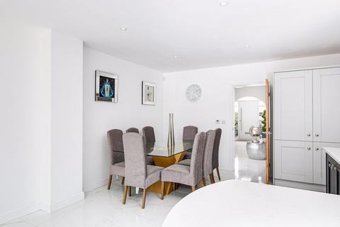 12 Cremorne Road, Sutton Coldfield, B75 5AH