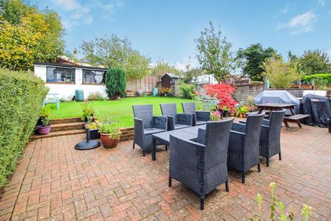 49 Campbell Road, Caterham, CR3 5JQ