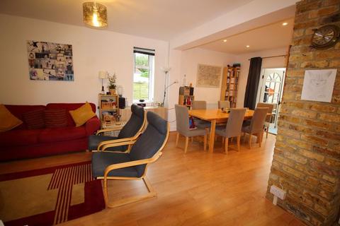 49 Campbell Road, Caterham, CR3 5JQ
