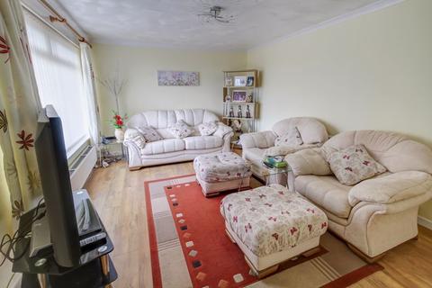 6 Branscombe Close, Exeter, EX4 1RW