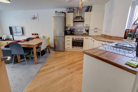 41 Staddle Stone Road, Exeter, EX1 3FS