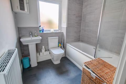 41 Staddle Stone Road, Exeter, EX1 3FS