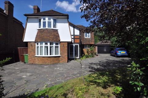 29 Hessle Grove, Epsom, KT17 1JS
