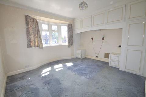 29 Hessle Grove, Epsom, KT17 1JS
