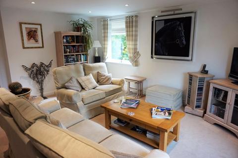 20 Forge Steading, Banstead, SM7 2DT