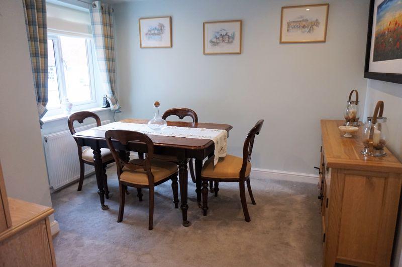 Dining/Bedroom 2