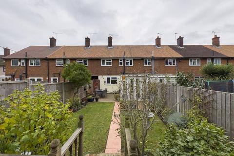 66 Erriff Drive, South Ockendon, RM15 5AY