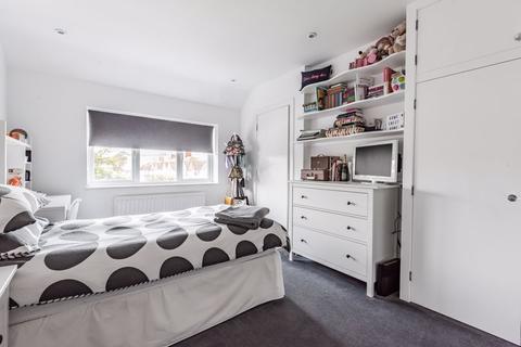 12 Gillian Park Road, Sutton, SM3 9JT