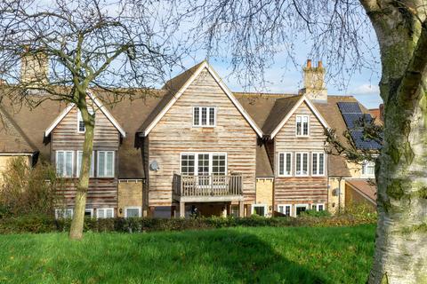 18 Black Barn Close, Lower Somersham, Ipswich, IP8 4PX