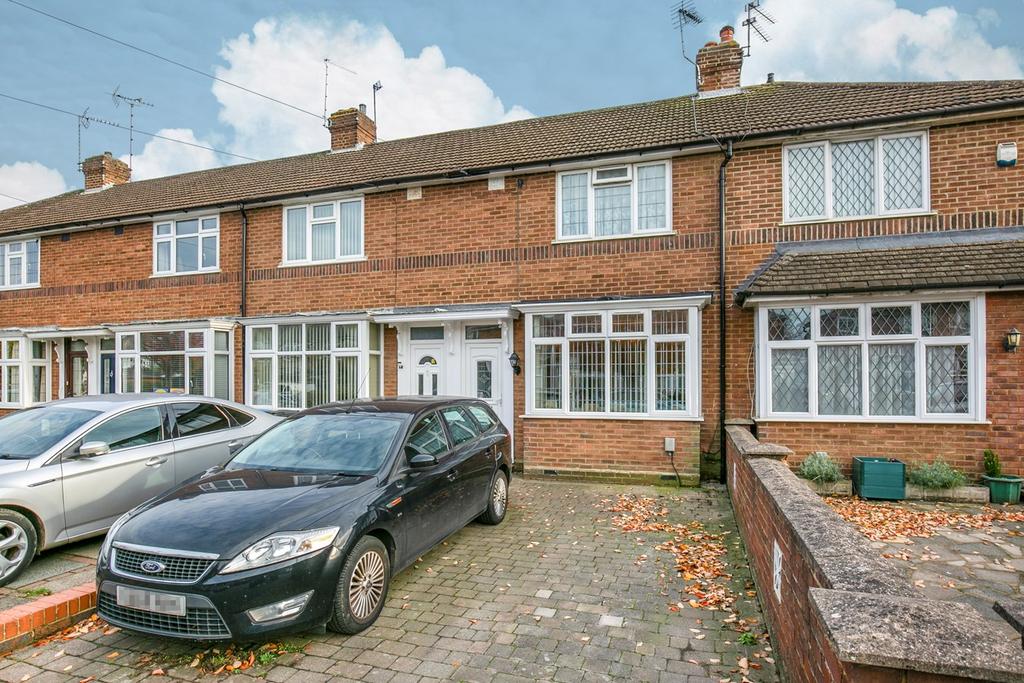 Chelwood Avenue, Hatfield, AL10 2 bed terraced house £360,000