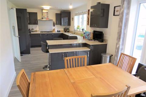 1 Course Meadow, Purton, Swindon, SN5 4GL