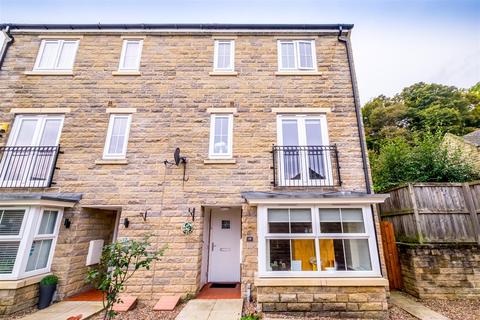 19 Imperial Close, Bailiff Bridge, Brighouse, HD6 4DF