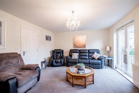 19 Imperial Close, Bailiff Bridge, Brighouse, HD6 4DF