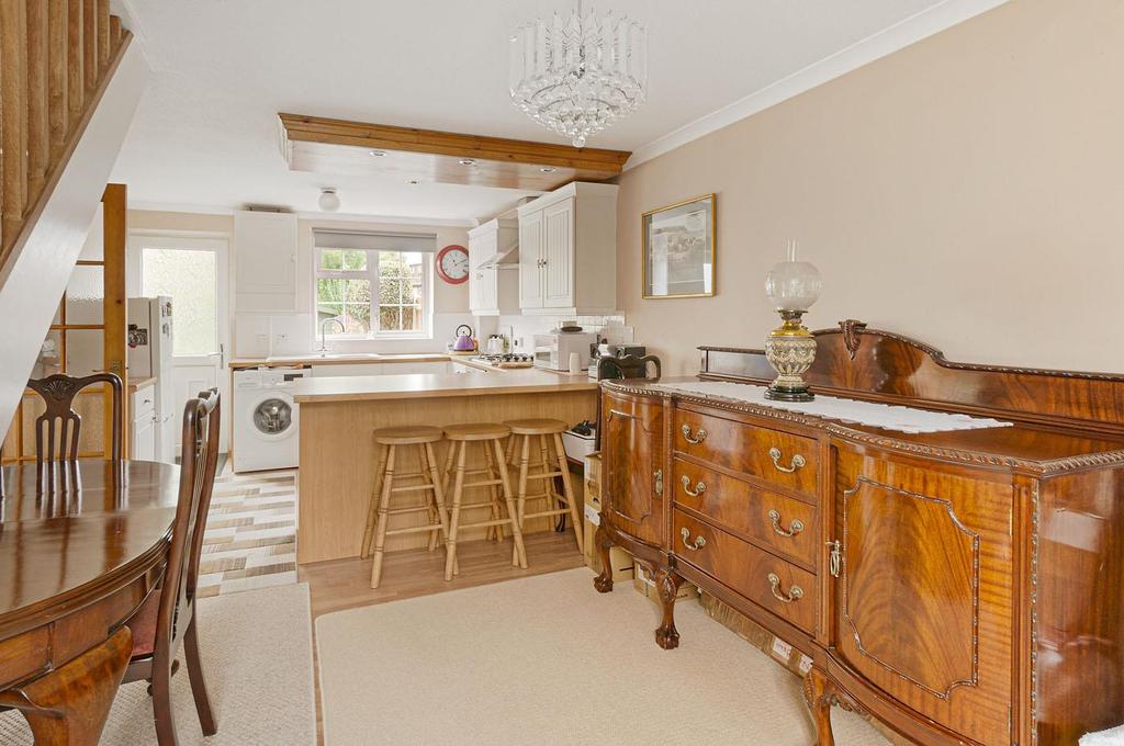 Redbank, Leybourne, West Malling 3 bed end of terrace house £335,000