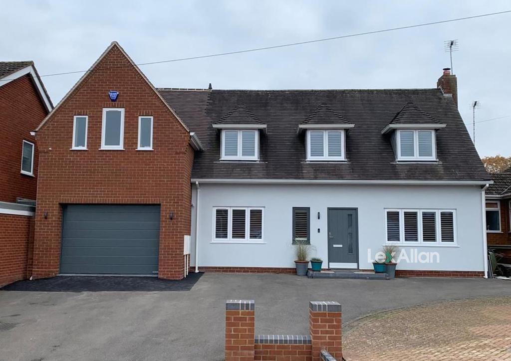 Hungerford Road, Norton, Stourbridge 4 bed house £600,000