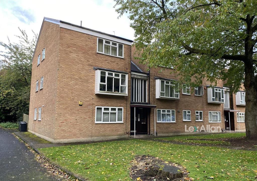 Pebble Close, Stourbridge 1 bed apartment £92,500