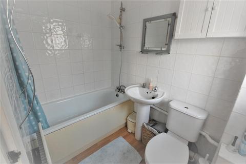 5 Booths Close, Welham Green, Hatfield, AL9 7NW