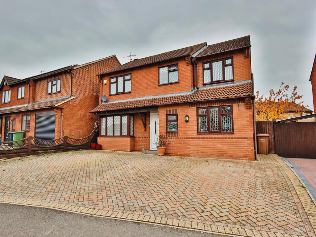 Drovers Way, Worcester, WR3 4 bed detached house £315,000