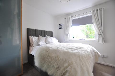 14 Allsops Close, Rowley Regis, B65 8JB