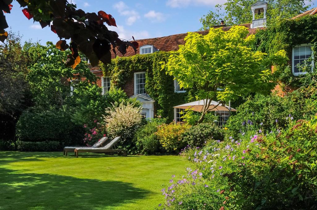 Coopersale Lane, Theydon Garnon, Epping 4 bed mews for sale £1,850,000