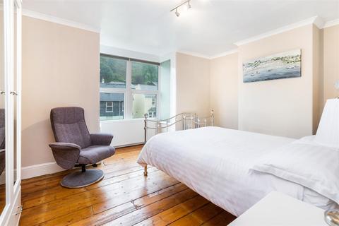 24 Ford Valley, Dartmouth, TQ6 9ED