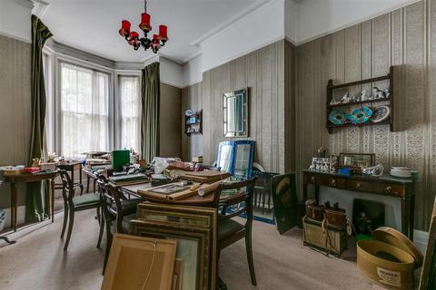 44 Fitzjames Avenue, London, W14 0RR