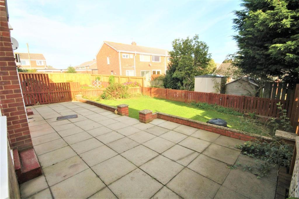 Rear Garden and patio.JPG