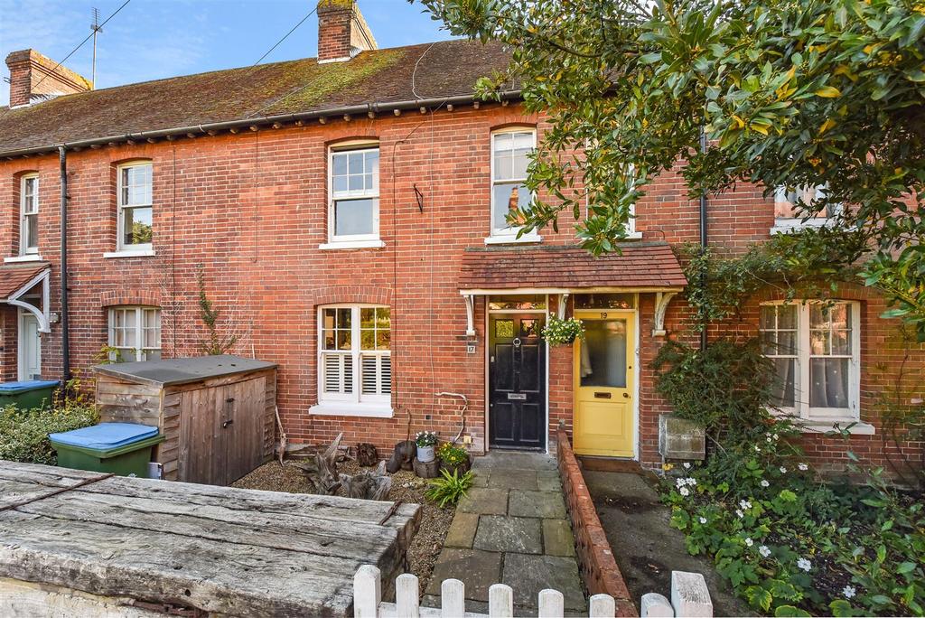 Ford Road, Arundel 3 bed terraced house £435,000
