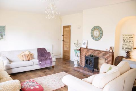 Shireways Cannards Grave Road, Shepton Mallet, BA4 4LX