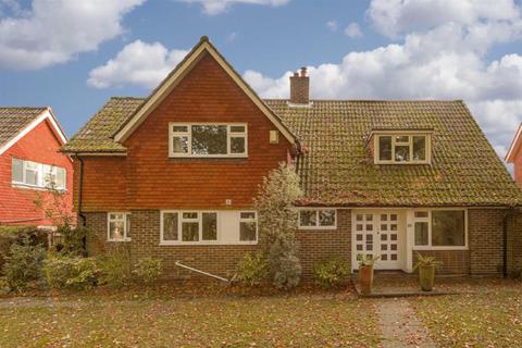 29 Downs Road, Epsom, KT18 5JF