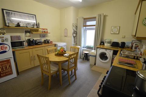 44 Station Road, Burry Port, SA16 0LP