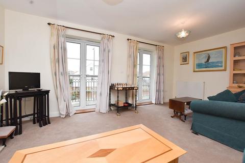 10 Eugene Way, Eastbourne, BN23 5BH