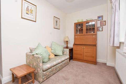 10 Eugene Way, Eastbourne, BN23 5BH
