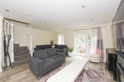22 Emily Davison Drive, Epsom, KT18 5QH