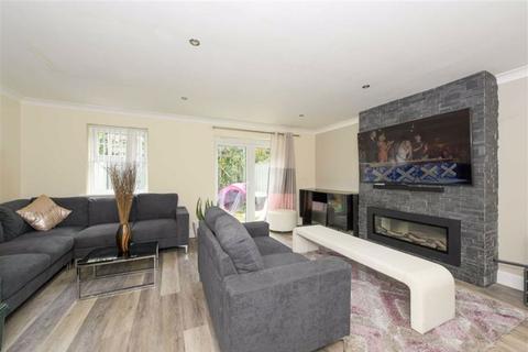 22 Emily Davison Drive, Epsom, KT18 5QH