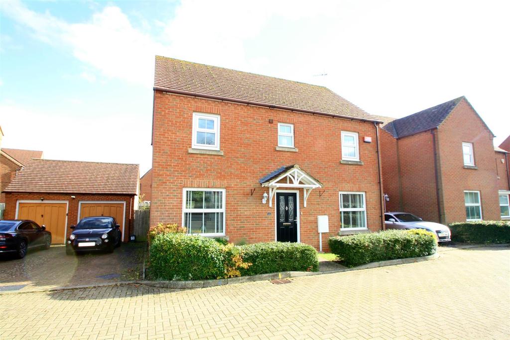 Whalley Drive, Bletchley, Milton Keynes 4 bed detached house £425,000
