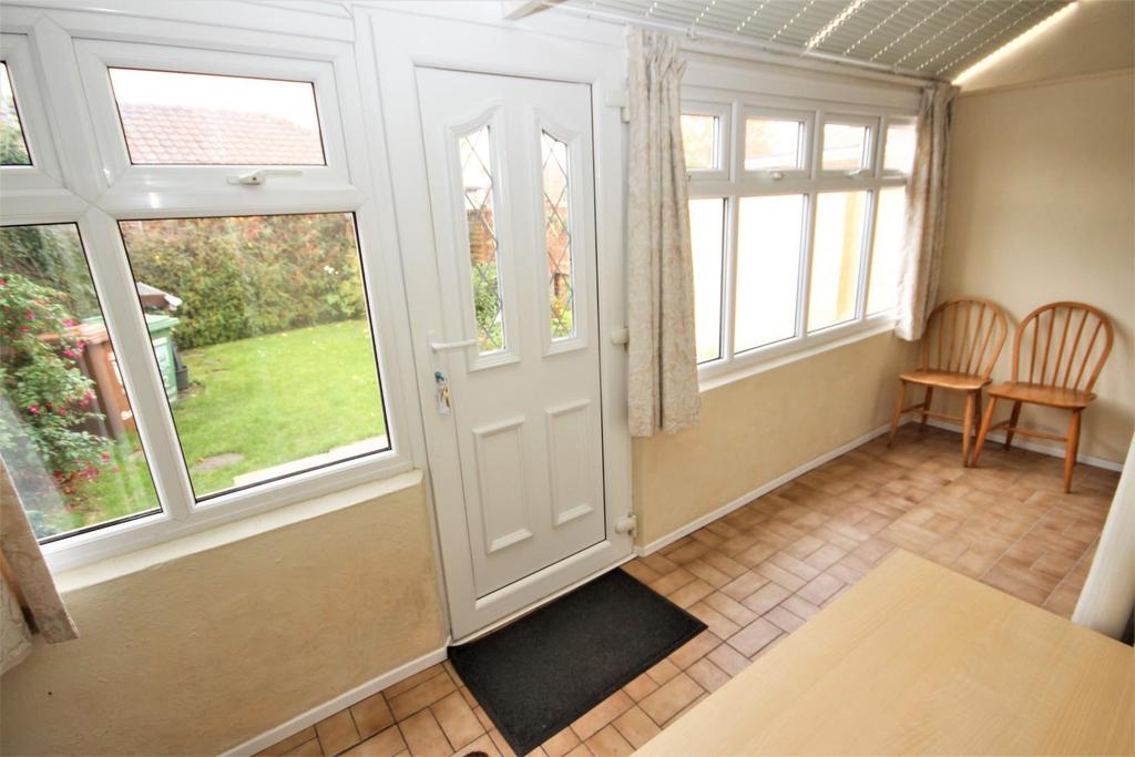 'Lean-to' style conservatory